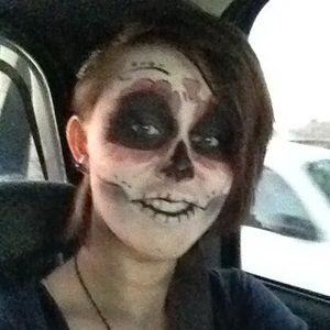 Meet your Posher, Laurel